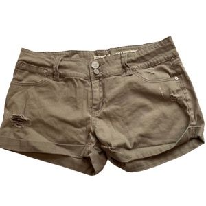 Indigo Rein Forever Shorts Distressed Army Green